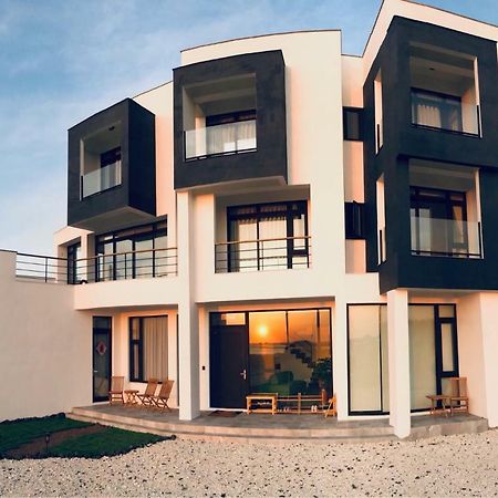 Sea House Diary Homestay Манонг Екстериор снимка