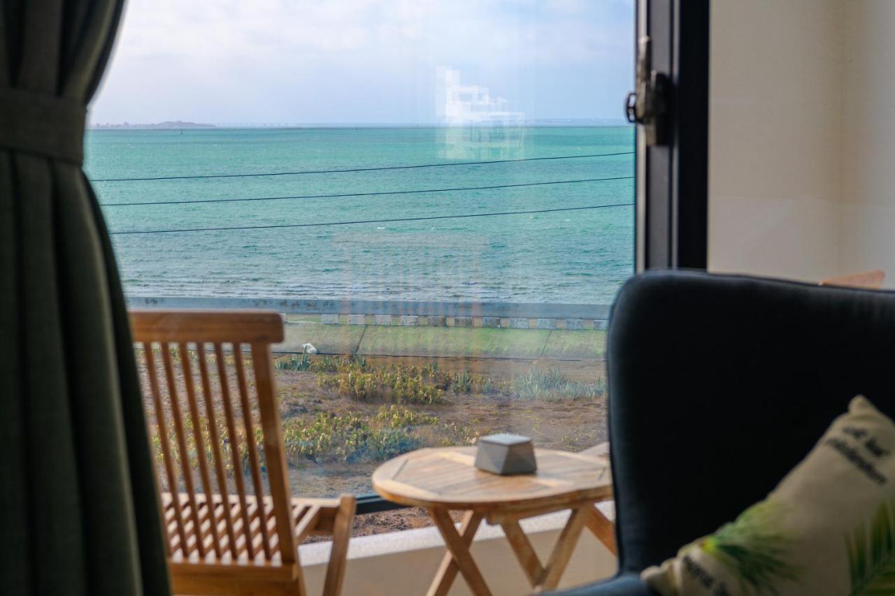 Sea House Diary Homestay Манонг Екстериор снимка