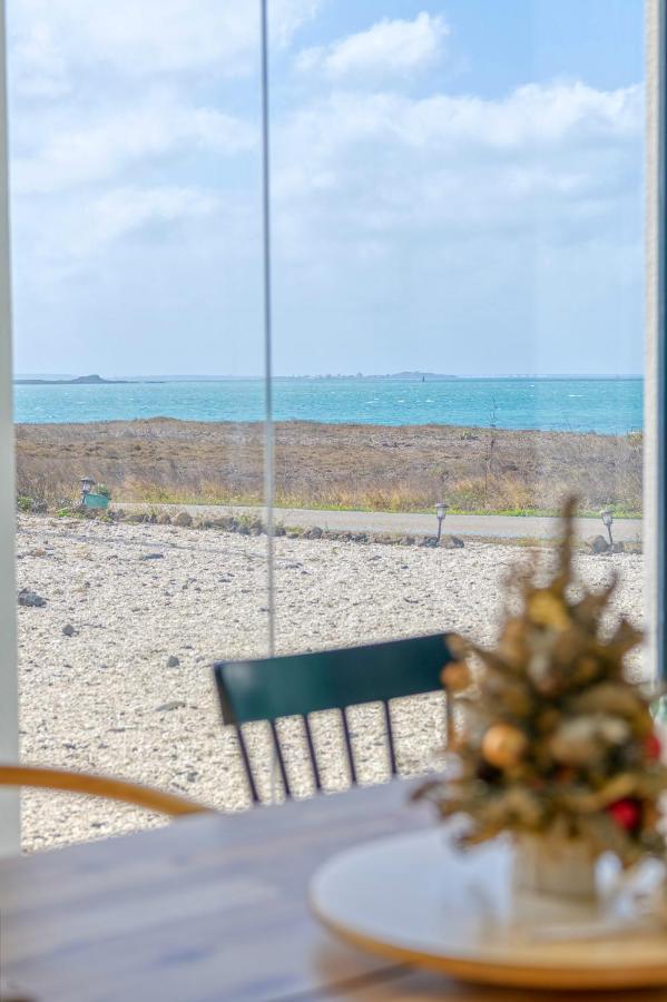 Sea House Diary Homestay Манонг Екстериор снимка