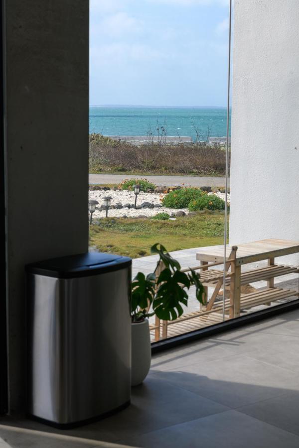 Sea House Diary Homestay Манонг Екстериор снимка